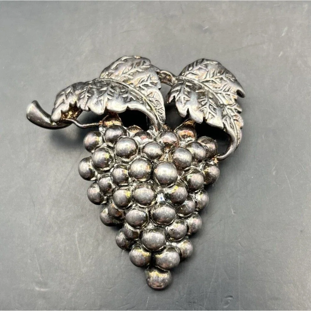 Silver Tone Grape Bunch Brooch Pin Pendant Cluster Signed MJ Marie Jennifer